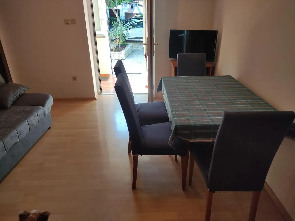 Apartment Valenta Porec 0*,